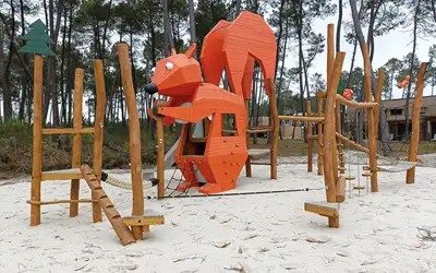SPIELART : STRUCTURE DE JEUX ÉCUREUIL, ref N146